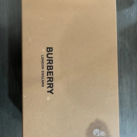 NEW Burberry monogram Furley slides! 𐙚𐙚
